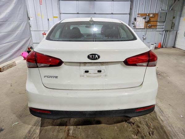 2018 KIA FORTE LX Base