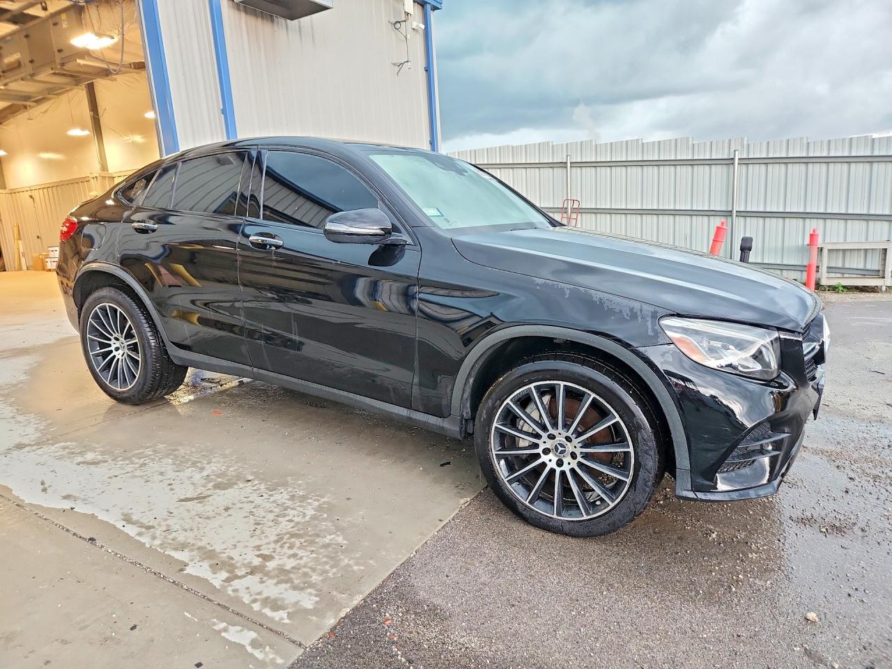 2017 MERCEDES-BENZ GLC COUPE GLC300-4M