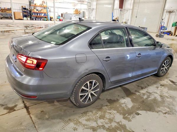 2017 VOLKSWAGEN JETTA SE