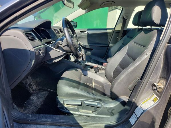 2017 VOLKSWAGEN JETTA SE