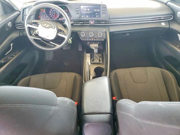 2021 HYUNDAI ELANTRA SE
