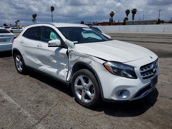 2019 MERCEDES-BENZ GLA GLA250