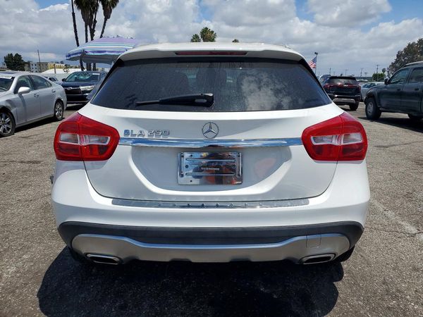 2019 MERCEDES-BENZ GLA GLA250