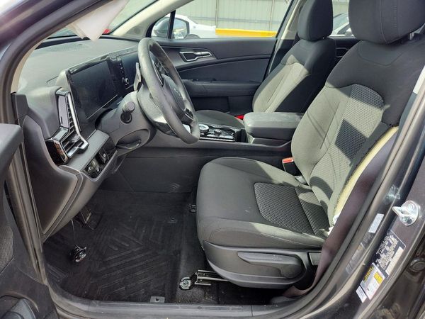 2025 KIA SPORTAGE LX