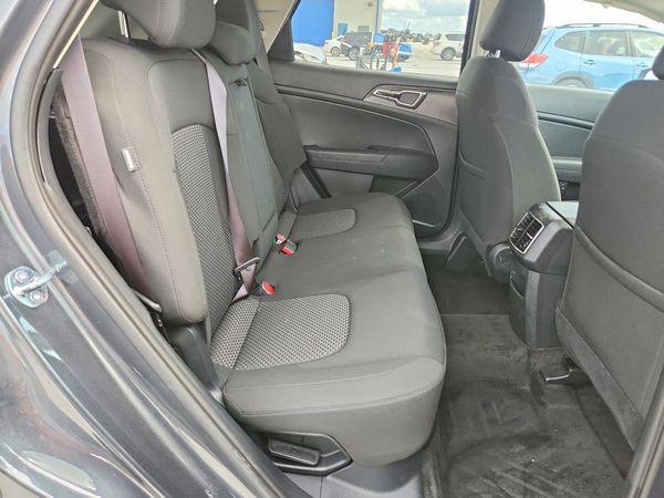 2025 KIA SPORTAGE LX