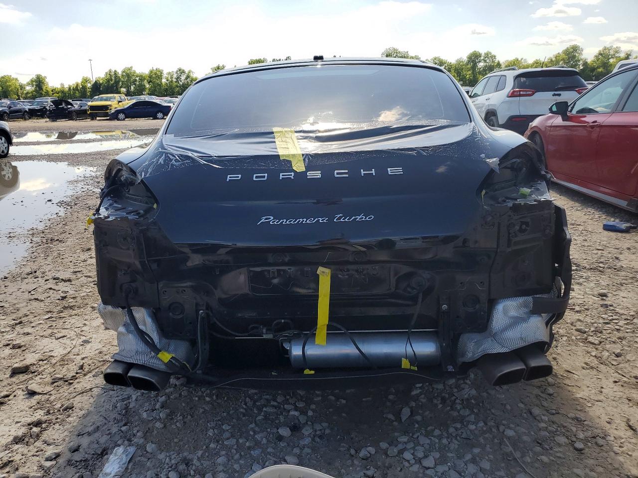 2016 PORSCHE PANAMERA