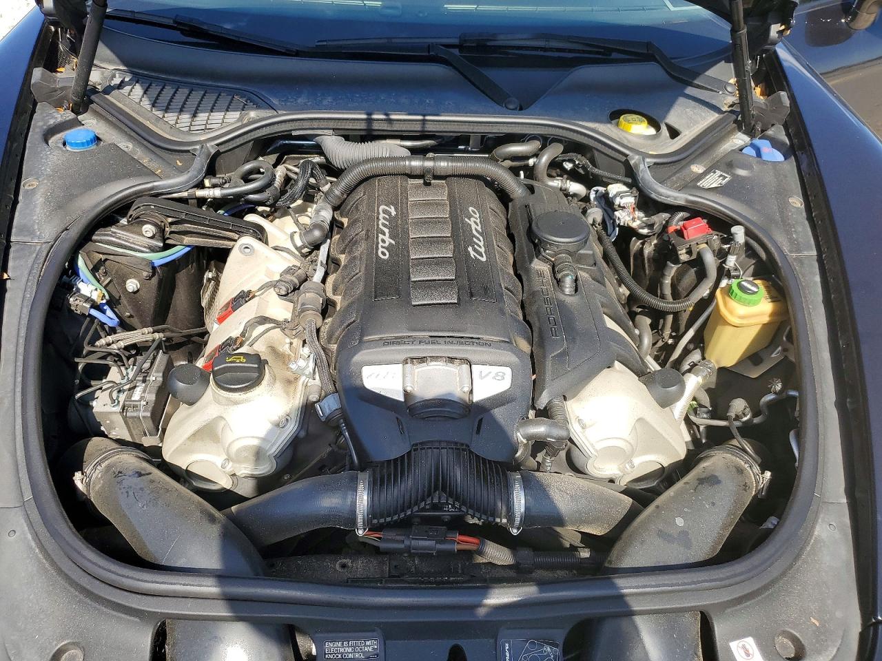 2016 PORSCHE PANAMERA