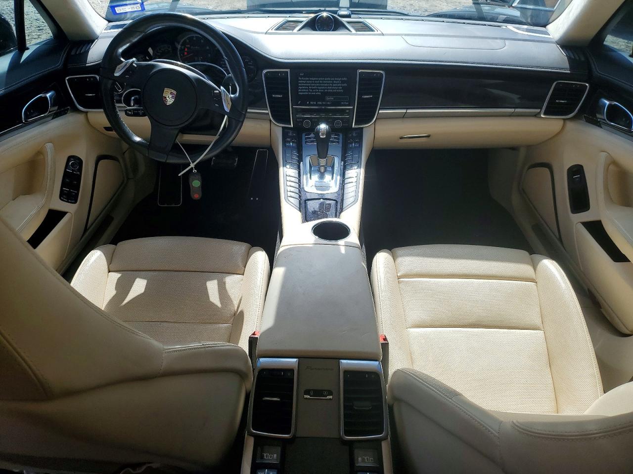 2016 PORSCHE PANAMERA