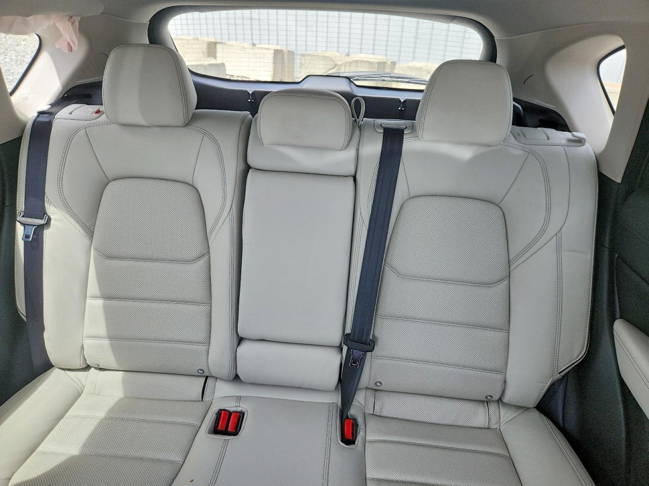 2025 MAZDA CX-5 Premium Plus
