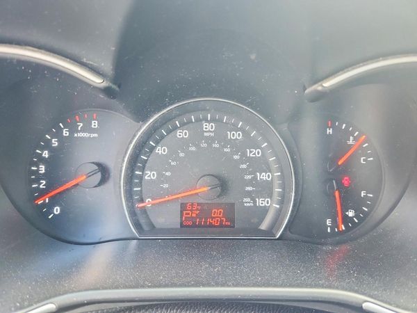 2014 KIA SORENTO Base/ LX