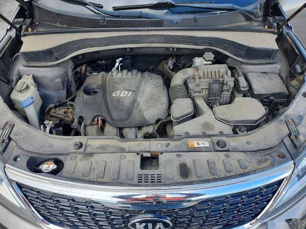 2014 KIA SORENTO Base/ LX