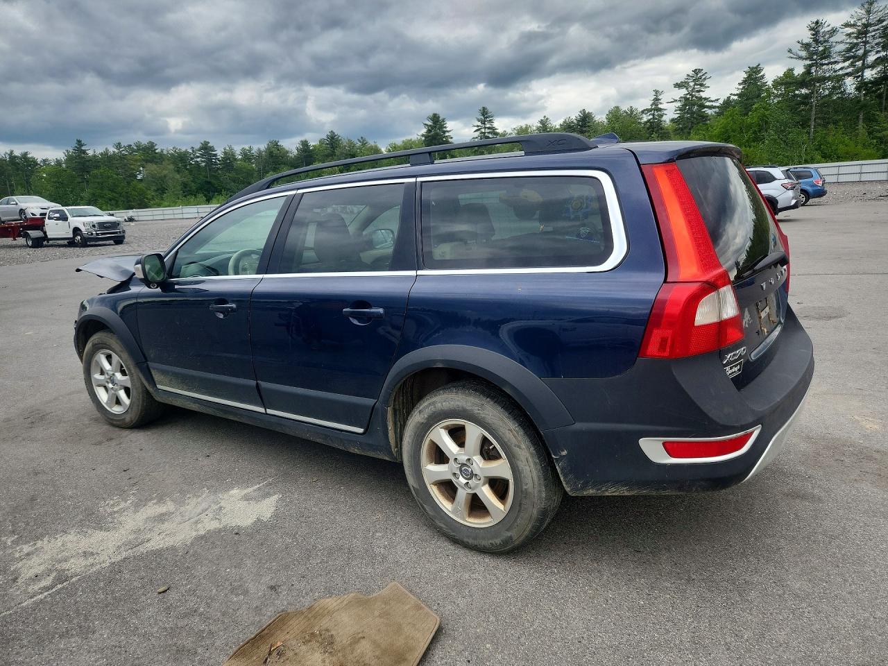 2012 VOLVO XC70