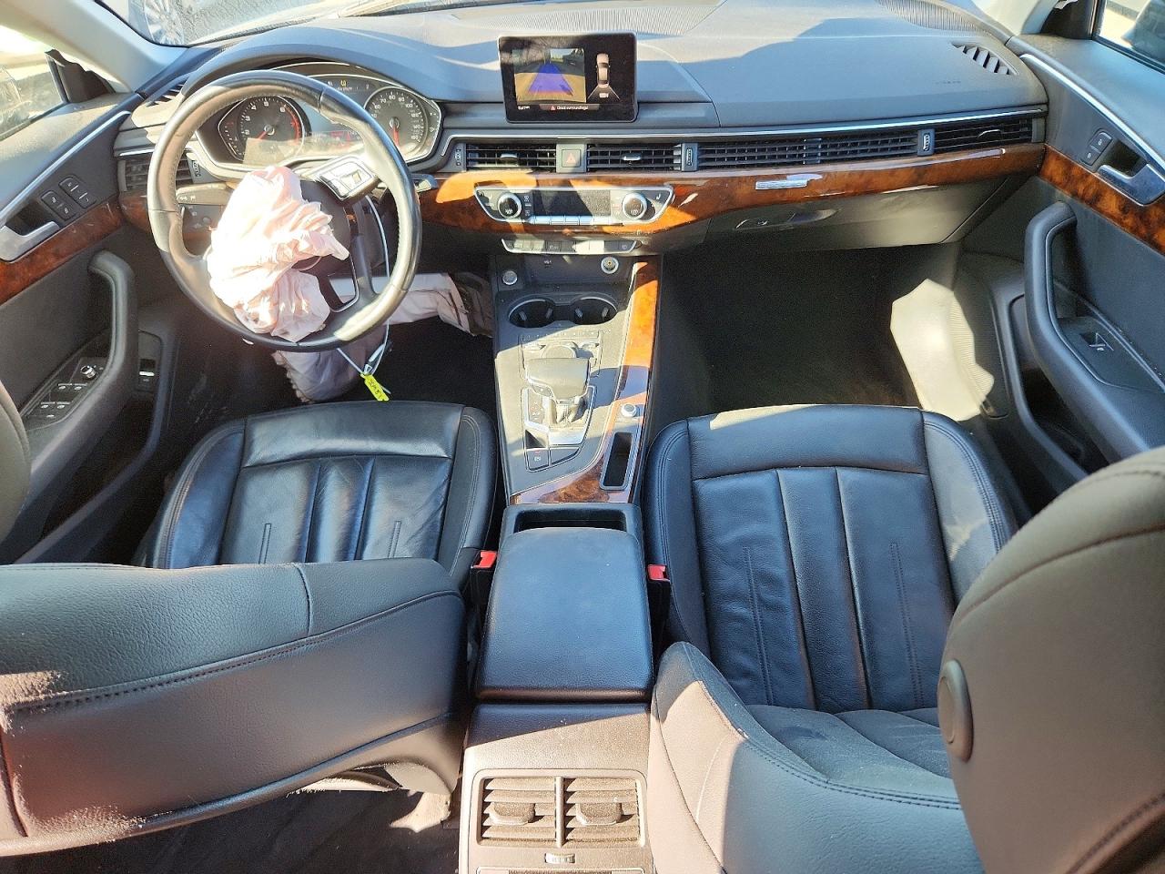 2019 AUDI A4 quattro Premium