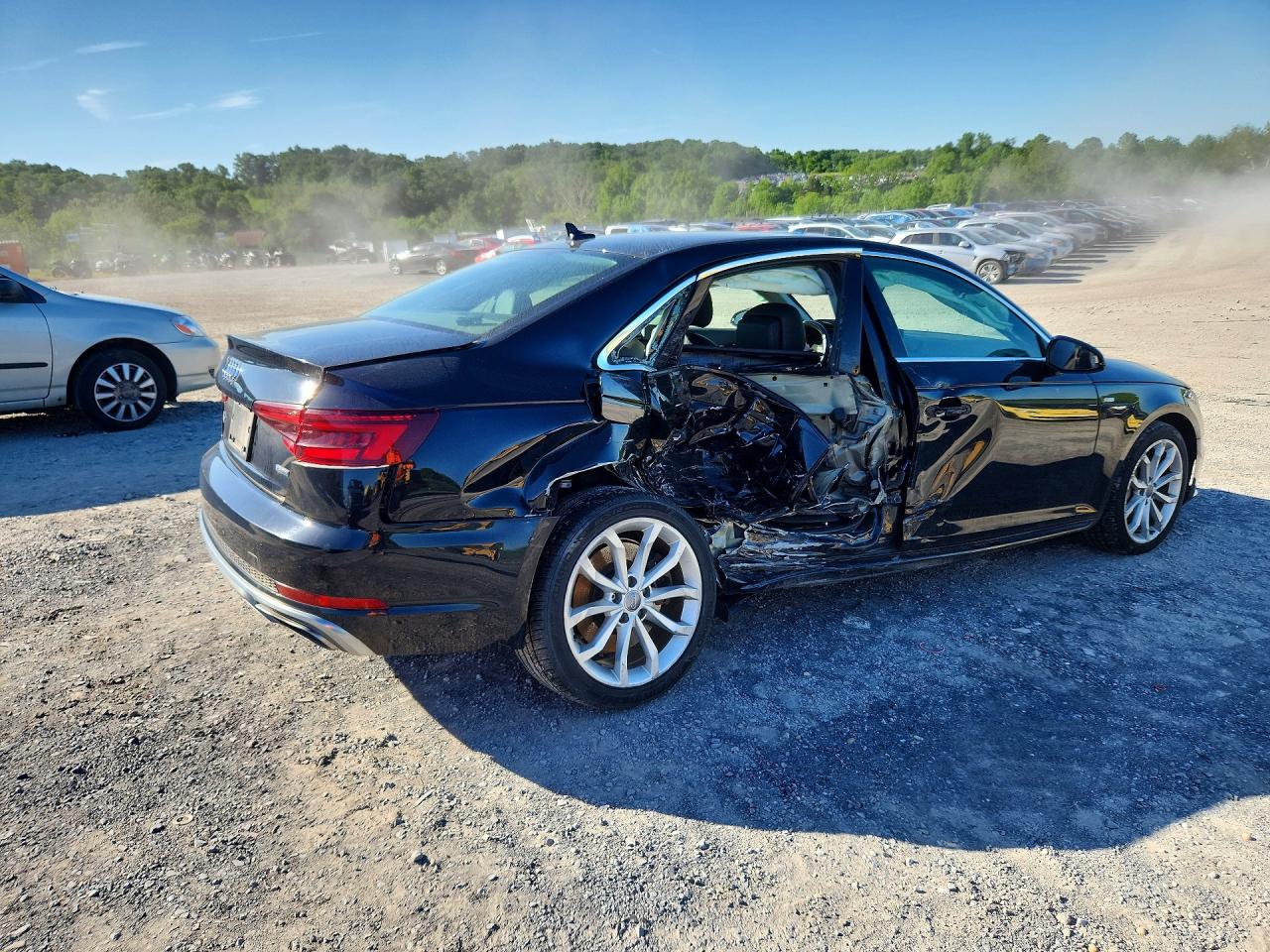 2019 AUDI A4 quattro Premium