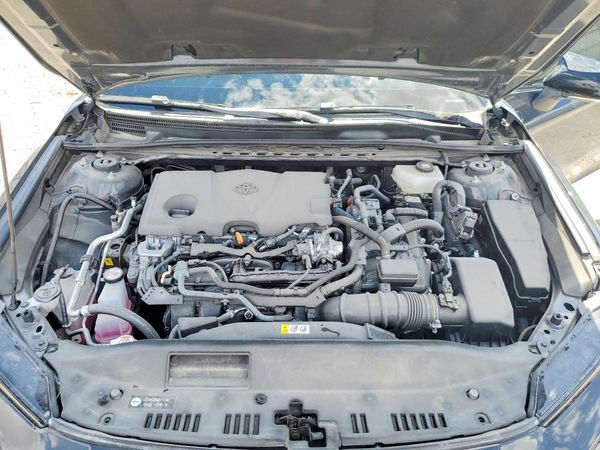 2025 TOYOTA CAMRY — Engine bay