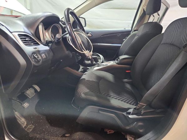 2019 DODGE JOURNEY SE