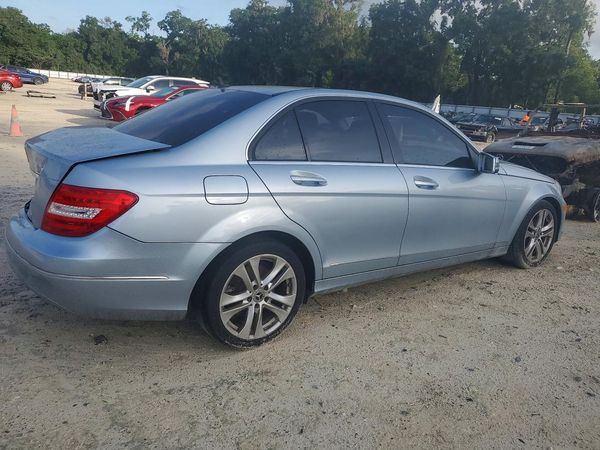 2013 MERCEDES-BENZ C