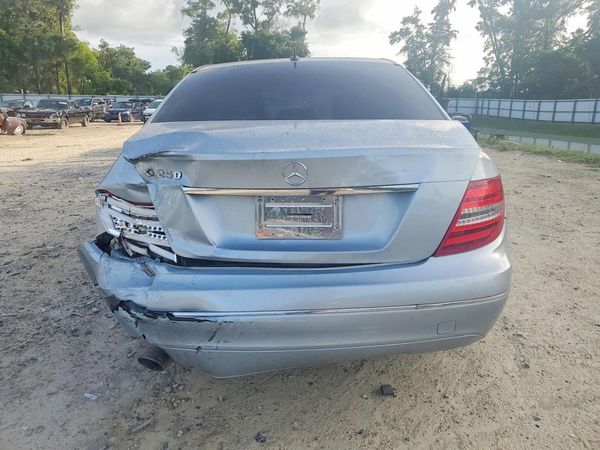 2013 MERCEDES-BENZ C