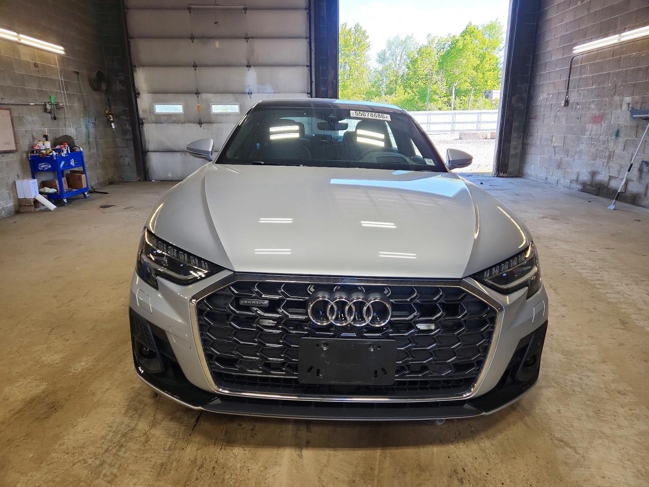 2025 AUDI A8
