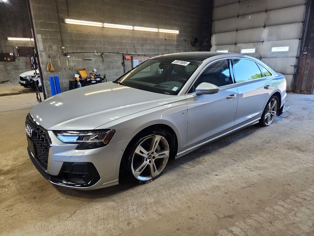 2025 AUDI A8
