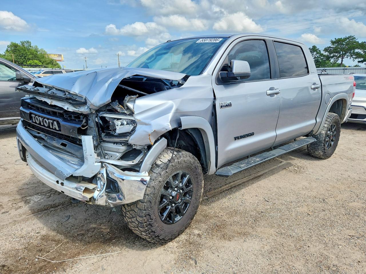 2018 TOYOTA TUNDRA
