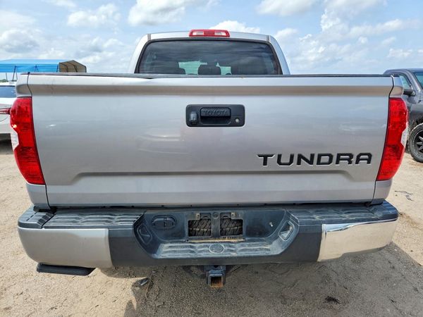 2018 TOYOTA TUNDRA