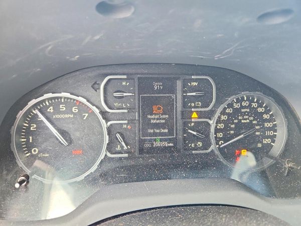 2018 TOYOTA TUNDRA