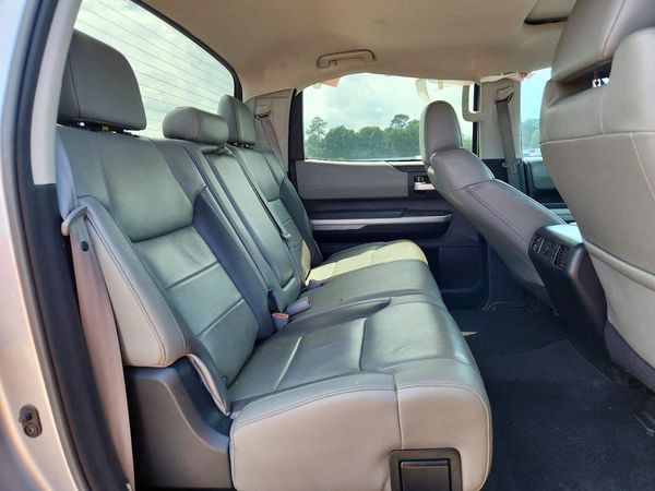 2018 TOYOTA TUNDRA