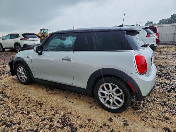 2015 MINI COOPER
