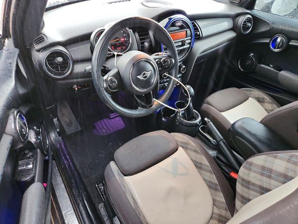 2015 MINI COOPER