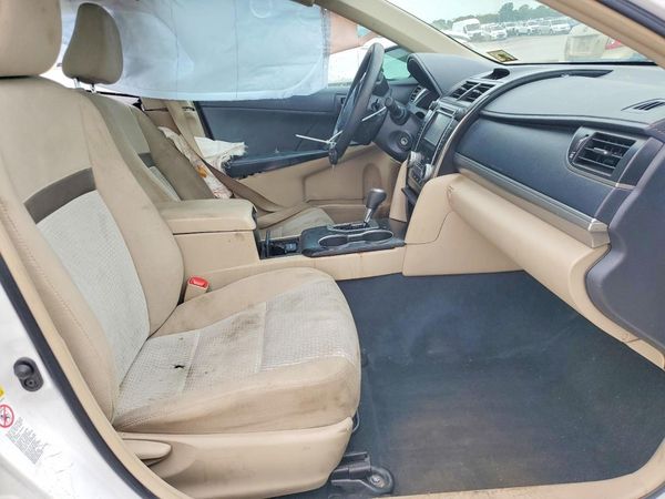 2012 TOYOTA CAMRY — DENT