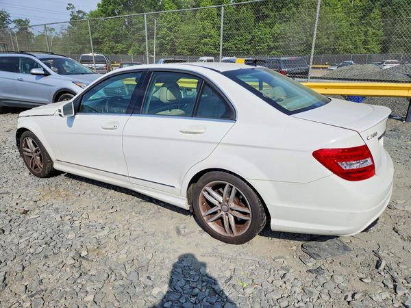 2014 MERCEDES-BENZ C