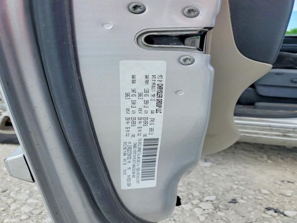 2012 DODGE CARAVAN SXT — VINS
