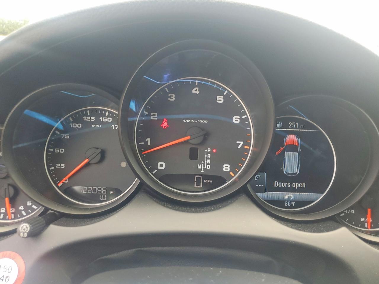 2016 PORSCHE CAYENNE