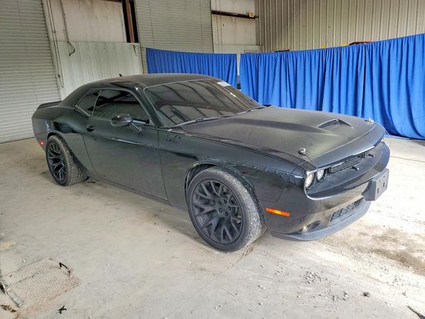 2017 DODGE CHALLENGER