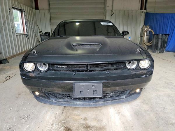 2017 DODGE CHALLENGER
