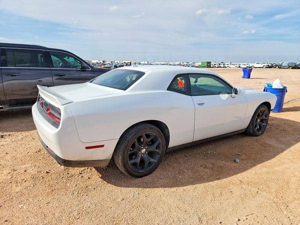 2018 DODGE CHALLENGER SXT