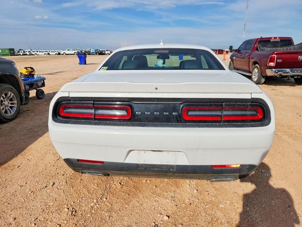 2018 DODGE CHALLENGER SXT