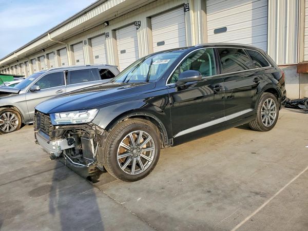 2017 AUDI Q7 quattro Prestige