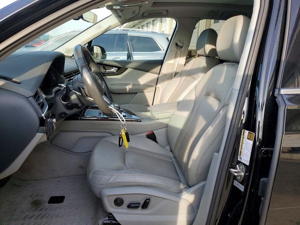 2017 AUDI Q7 quattro Prestige