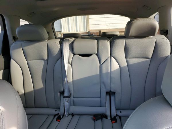 2017 AUDI Q7 quattro Prestige