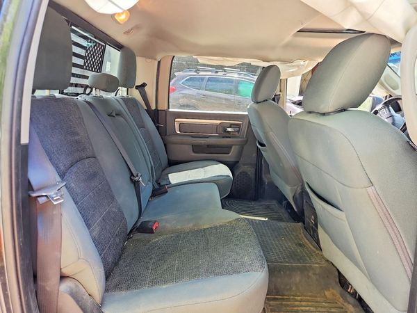 2016 RAM 1500 SLT