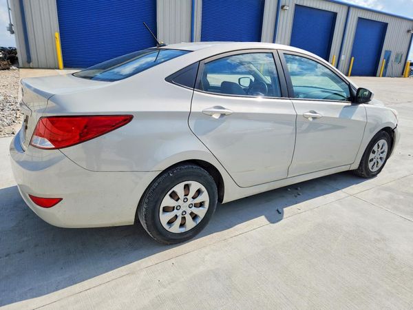 2016 HYUNDAI ACCENT