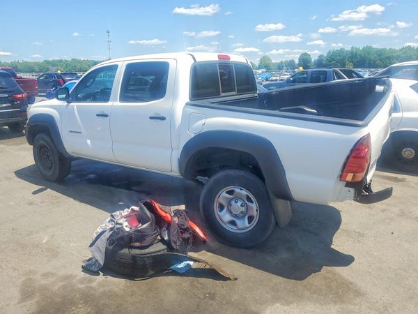 2015 TOYOTA TACOMA Delux Grade