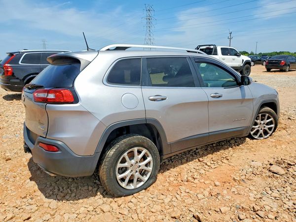 2017 JEEP CHEROKEE LATITUDE 4X4