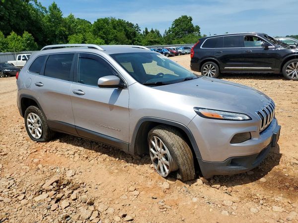 2017 JEEP CHEROKEE LATITUDE 4X4