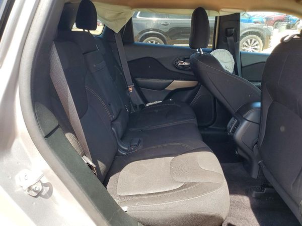2017 JEEP CHEROKEE LATITUDE 4X4