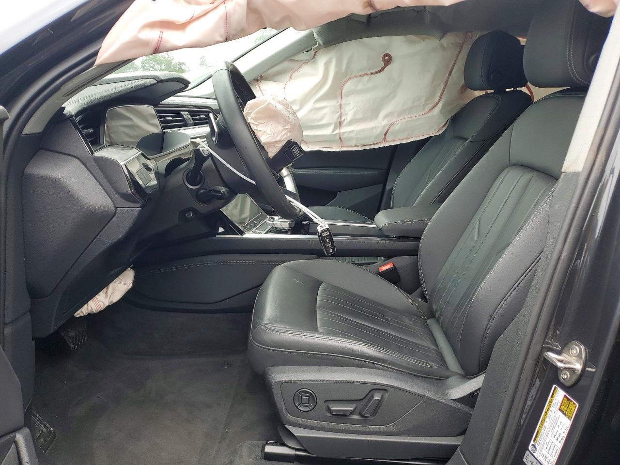 2021 AUDI E-TRON quattro Premium