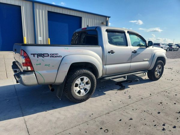 2014 TOYOTA TACOMA Delux Grade
