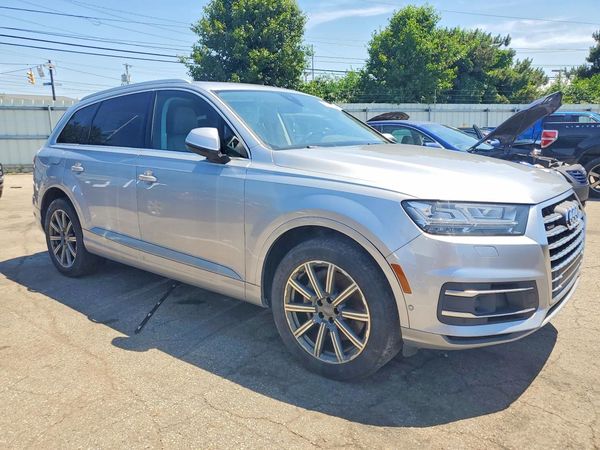 2019 AUDI Q7